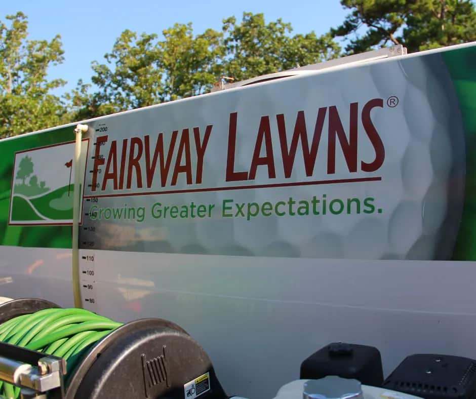 Fairway Lawns Columbia team at work