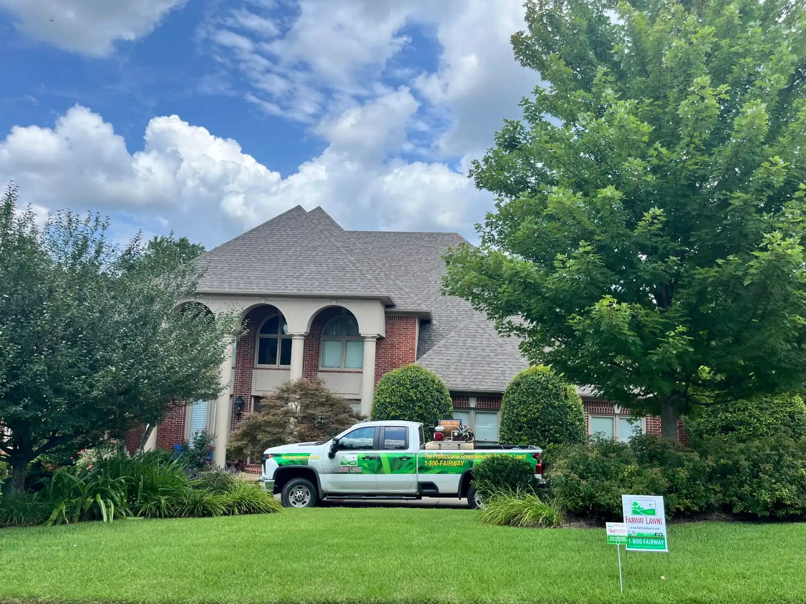Fairway Lawns Columbia team